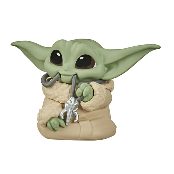 Star Wars: The Mandalorian The Child Baby Yoda Necklace Toy Action Figure Accessory for Boys and Girls