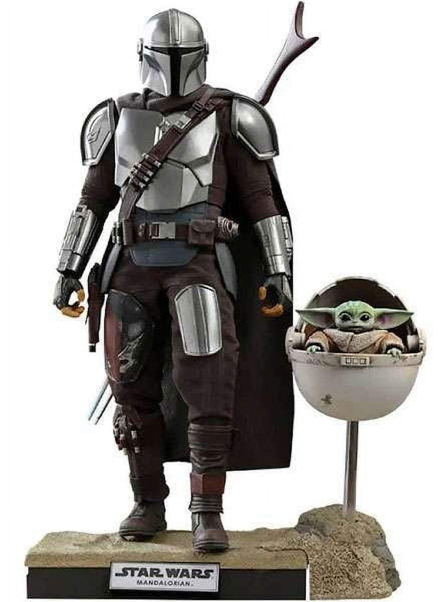 Star Wars The Mandalorian with The Child Collectible Figure (Deluxe Version)