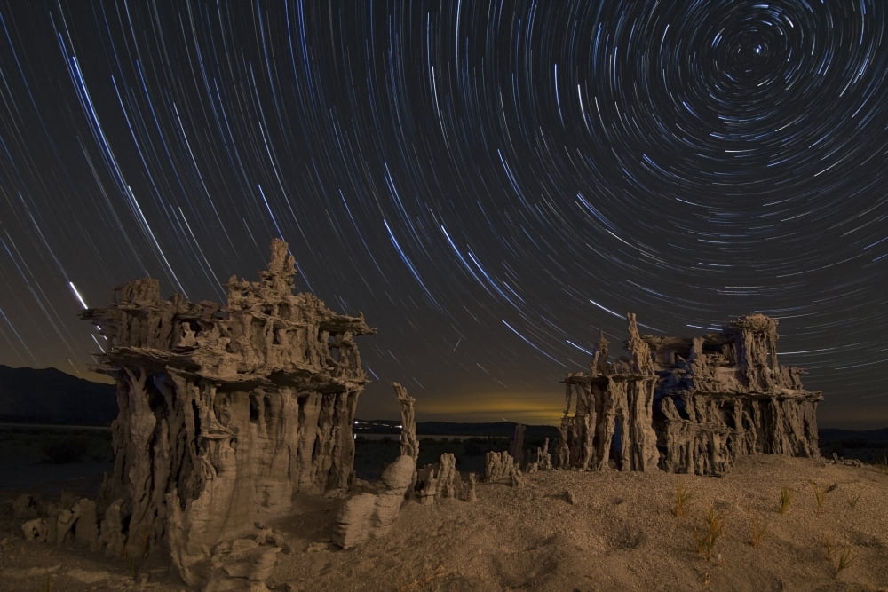 Star trails and intricate sand tufa formations at Mono Lake California Canvas Art - Dan BarrStocktrek Images (18 x 12)