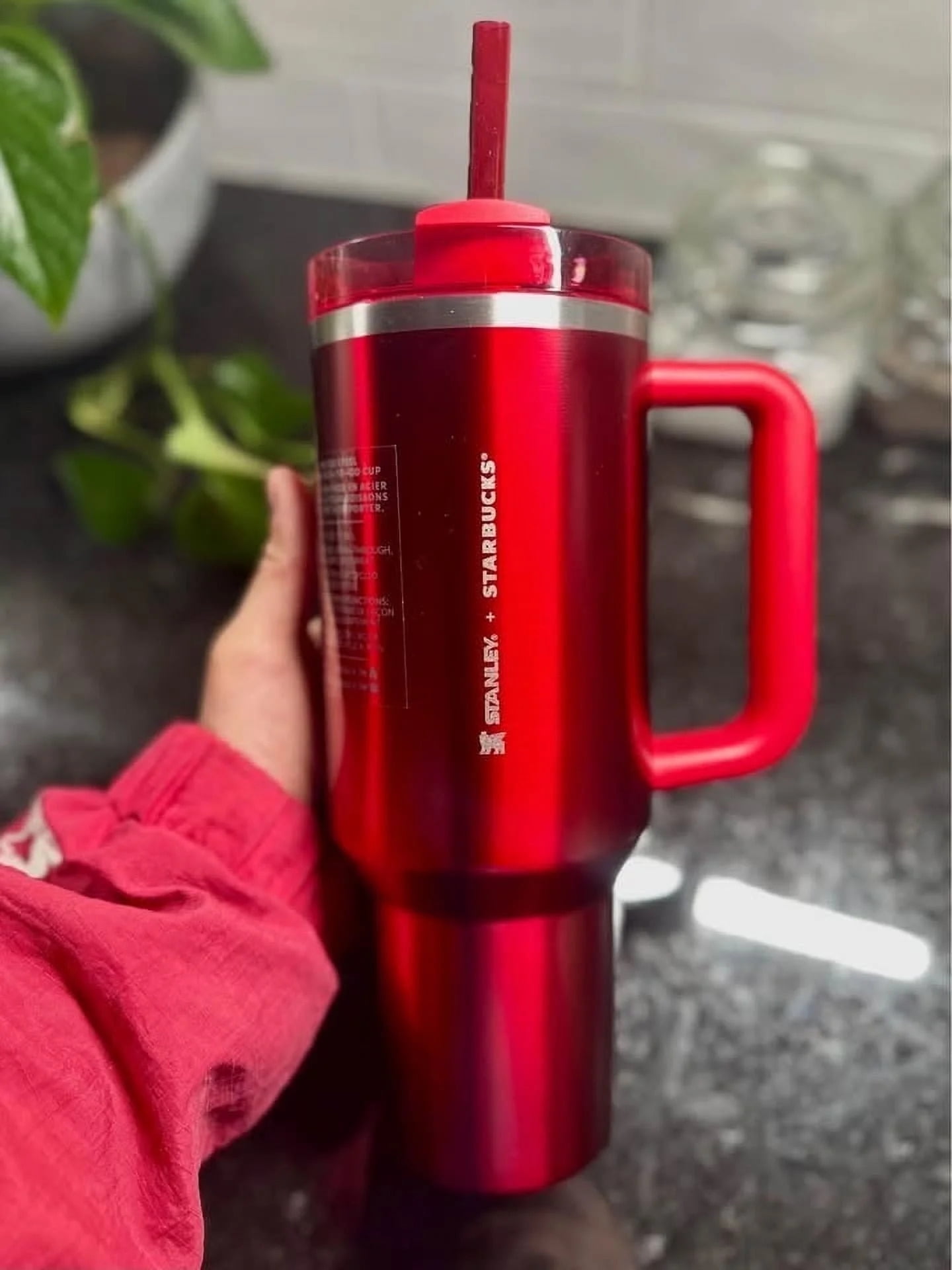 Starbucks Stanley Cup Red 40oz Quencher H2.0 FlowState 40oz Tumbler with Lid and Straw - Christmas Red