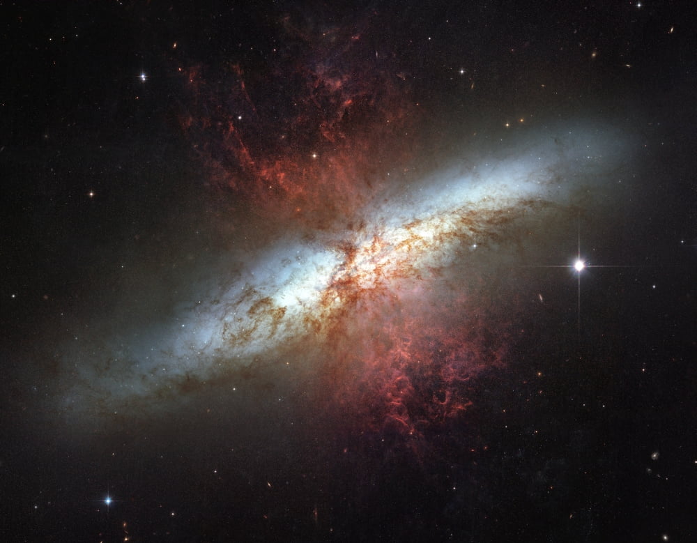 Starburst galaxy Messier 82 Canvas Art - Stocktrek Images (31 x 24)