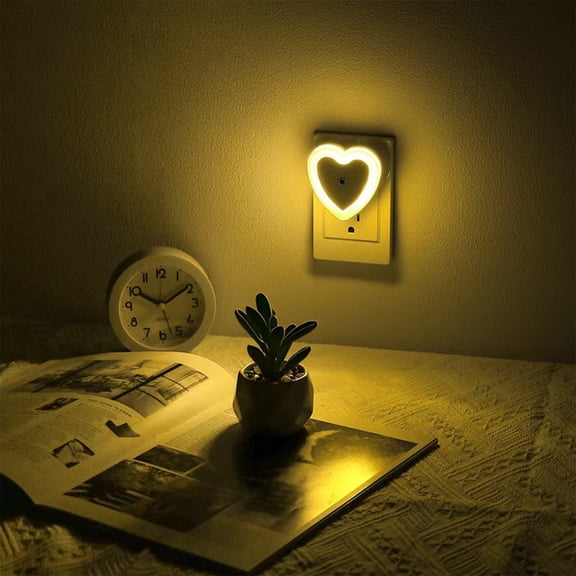 Staron Heart Shaped LED Night Light, Plug In Dusk to Dawn Sensor Auto On Off, Soft Warm Glow Bedroom Nursery Hallway Bathroom Safety Light, Yellow