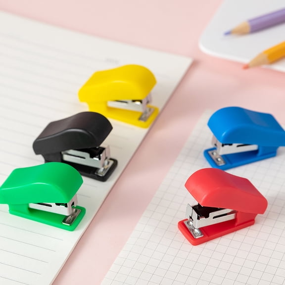Stationery Stapler, Small Stapler with Staples, Multi-Use Office Supplies Home Office Stationery, 1.5X1X0.5 in Mini Stapler Set with Loose Unit Plus 1 Staple Box, Random Color