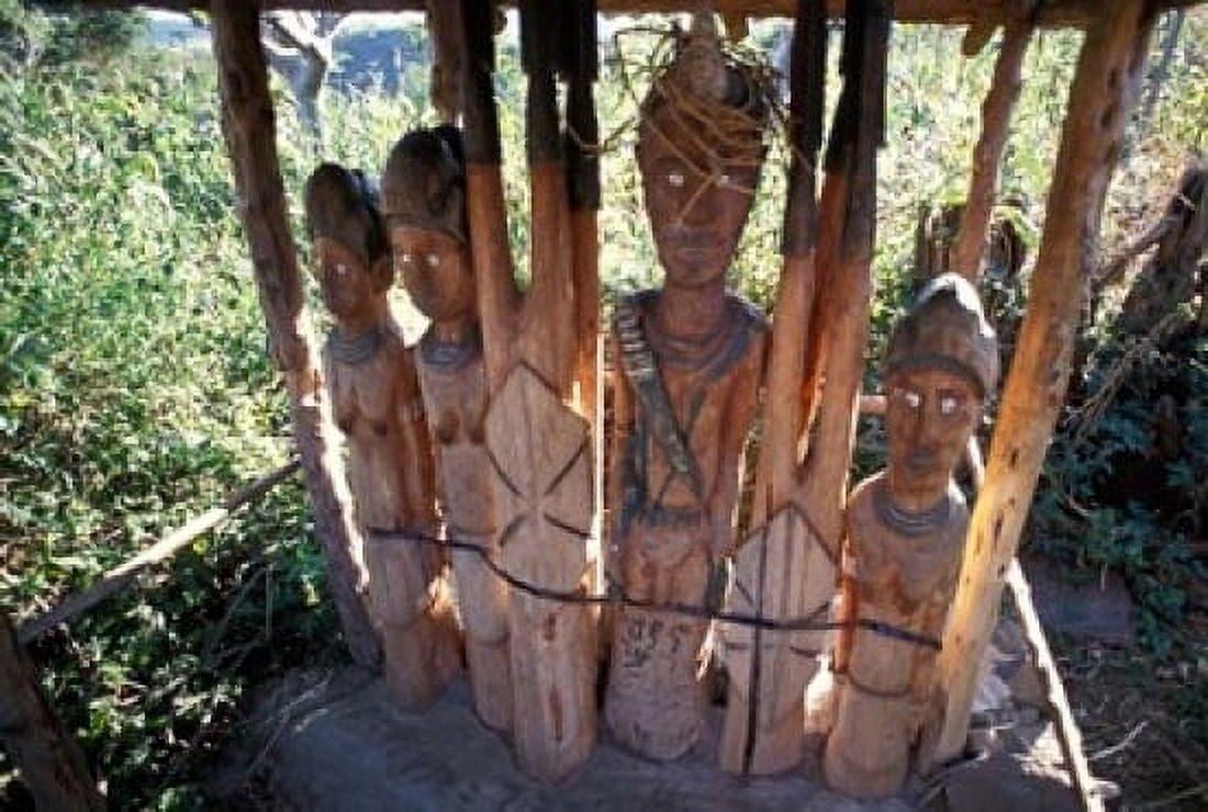 Statue Honoring Fallen Heroes Konso Waka Omo River Region Ethiopia Canvas Art - Janis Miglavs DanitaDelimont (24 x 15)