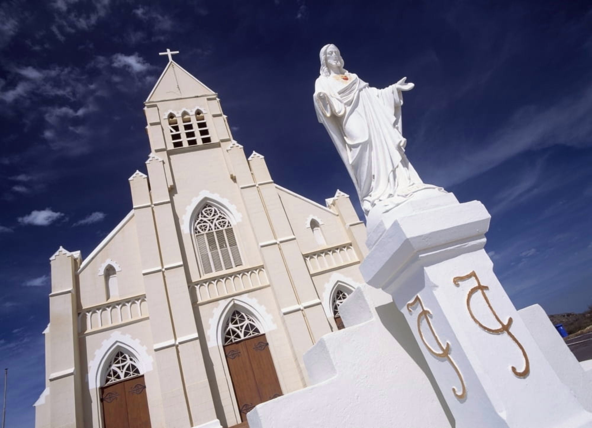 Statue Of Jesus Outside Church Canvas Art - Ian Cumming Design Pics (36 x 26)