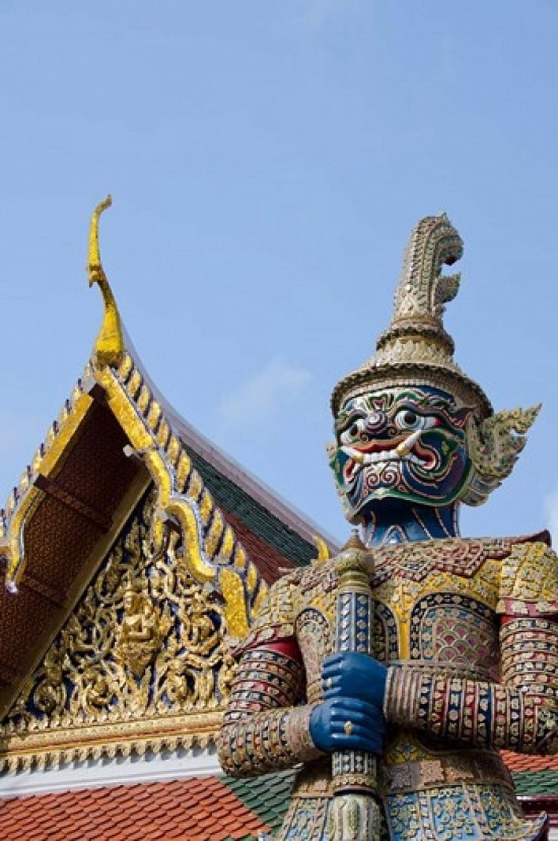 Statue at The Grand Palace Bangkok Thailand Canvas Art - Cindy Miller Hopkins DanitaDelimont (24 x 36)