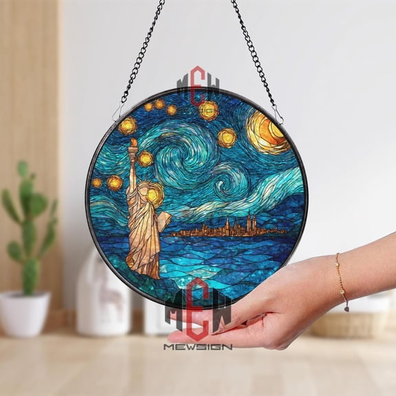 Statue of Liberty Starry Night Stained Glass Suncatcher, Round NYC Skyline Window Panel, Travel Cityscape Glass Art Decor for Home Lovers