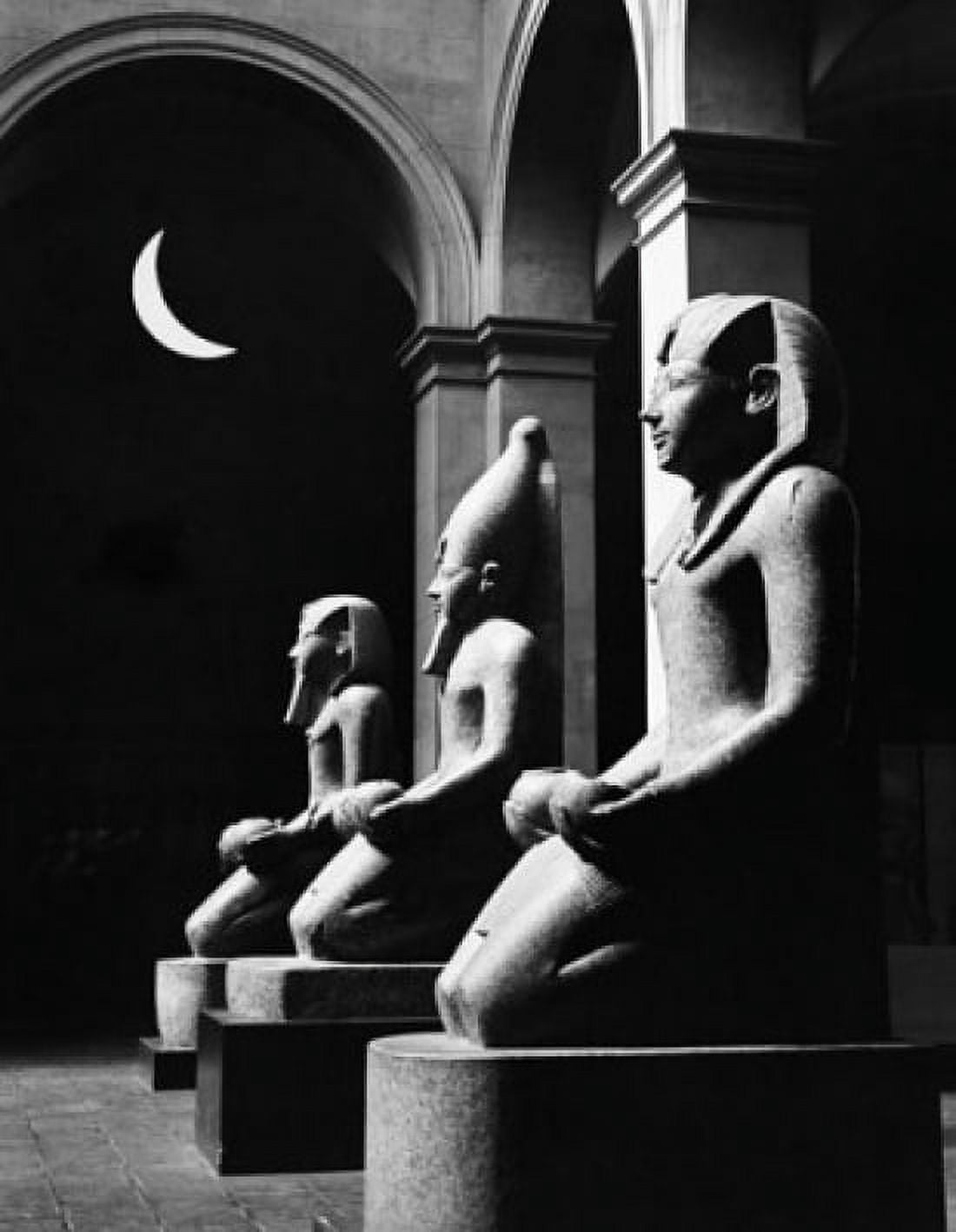 Statues in a row Canvas Art - (18 x 24)