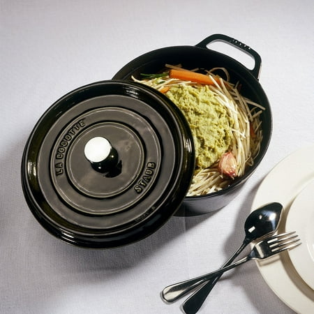 Staub Cast Iron 5.5-qt Round Cocotte - Matte Black - Matte Black