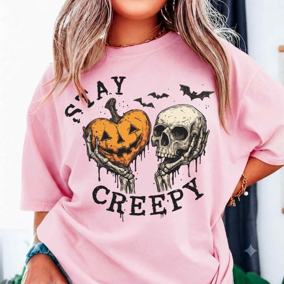 Stay Creepy Halloween T-Shirt, Pumpkin Skull Graphic Tee, Retro Spooky Season Shirt, Vintage Comfort Colors Halloween Apparel Gift for Her - Blossom, 3XL