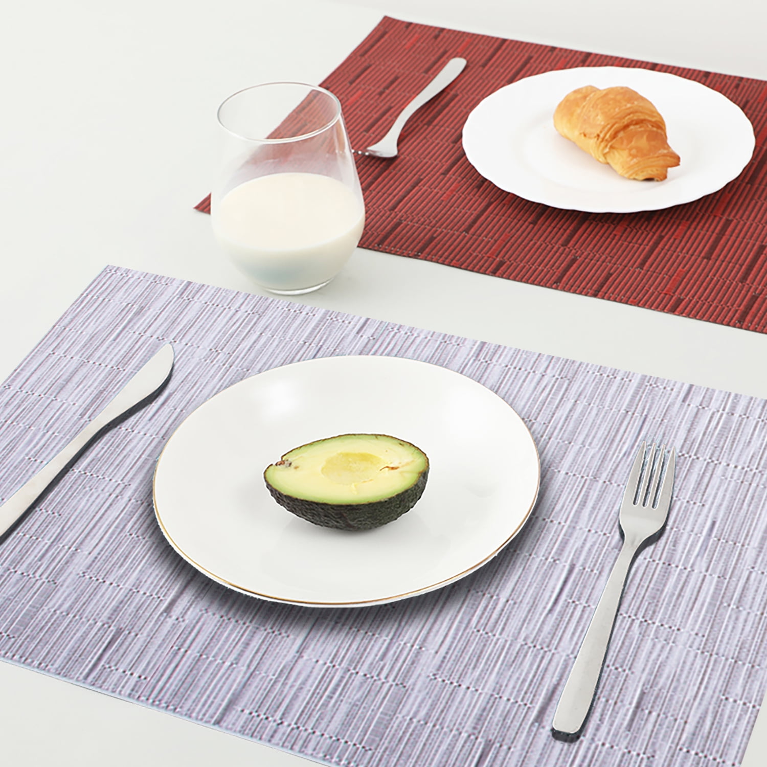 Stcomart Set of 4 Sliver Gray Vinyl Placemats - 12 x 18 Inches Washable PVC Table Mats for Dining Room Kitchen