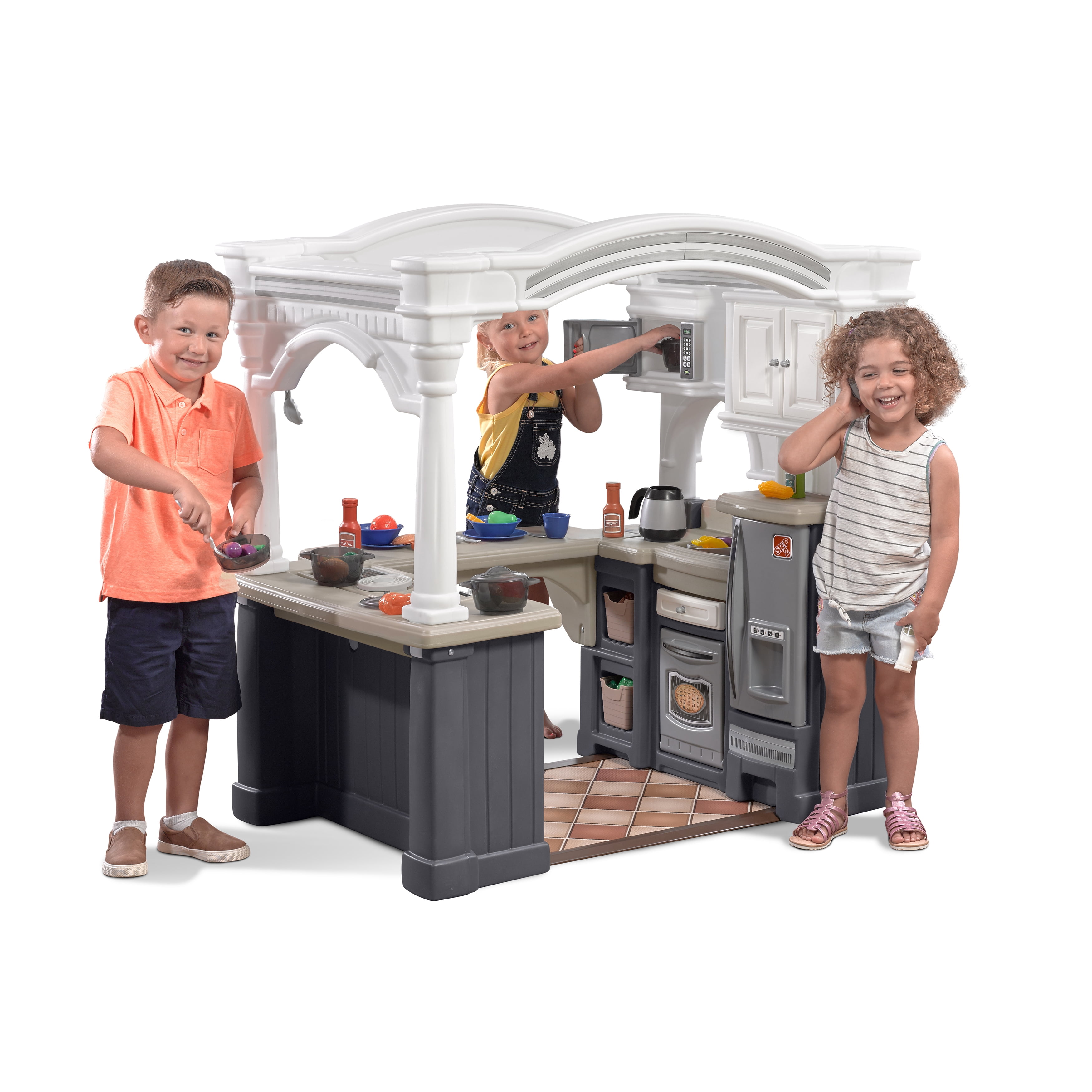 Step2 Grand WalkIn Kitchen Includes Kids 103pc Assesory Playset