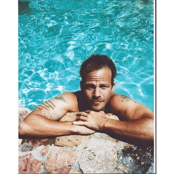 Stephen Dorff Leaning On Side Of Pool Photo Print (16 x 20) - Item # MVM57910