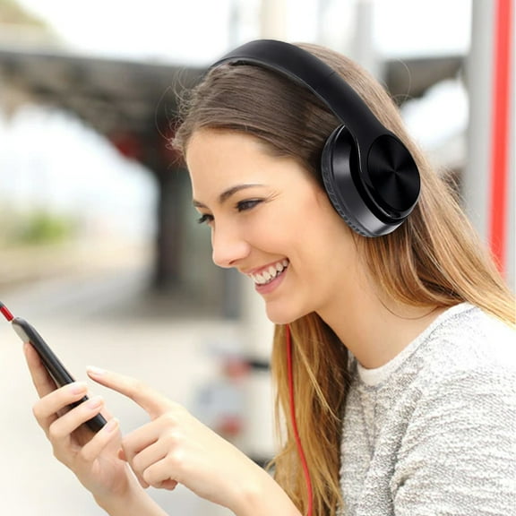 Stereo Gaming Headset Over Ear Headphones Lightweight Folding Stereo Bass Headphones with 1.2M Cord Portable Wired Headphones for Smartphone Tablet Computer Noise Cancelling Working Headphones