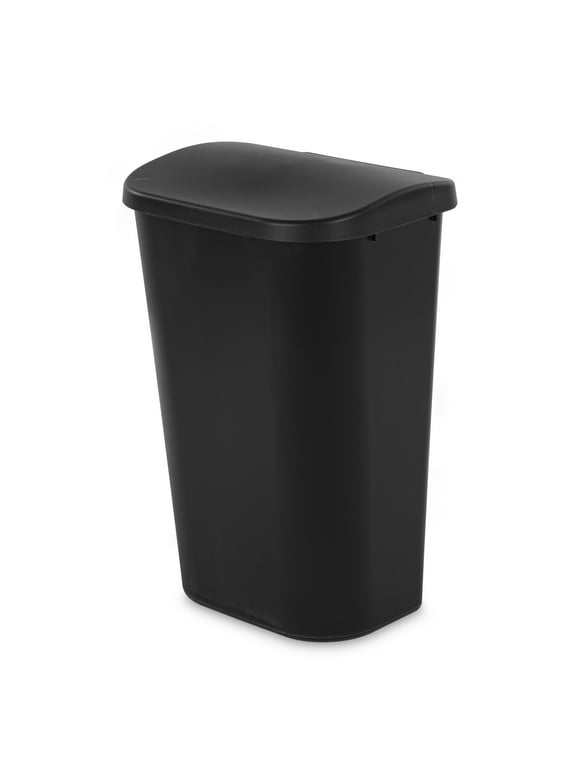 Plastic Trash Cans in Trash Cans