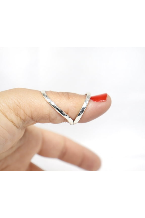 Sterling Silver Hammered Swan Neck Splint Ring for PIP & DIP Joints | Adjustable Swan Ring Splint for RA Rheumatoid Arthritis, Mallet Finger & EDS | Handmade 925 Silver Therapy Ring