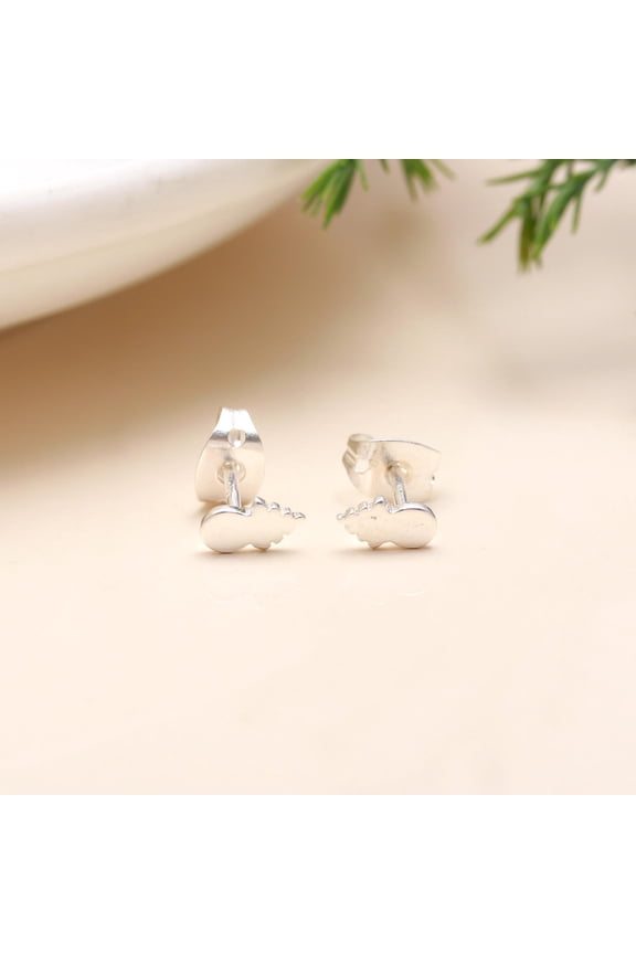 Sterling Silver Pineapple Stud Earrings – 925 Silver Minimalist Tropical Jewellery for Women, Handmade Fruit-Inspired Studs