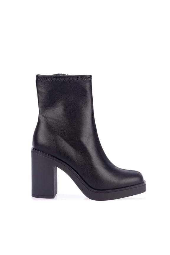 Womens Mesmerize Block Heel Ankle Boots
