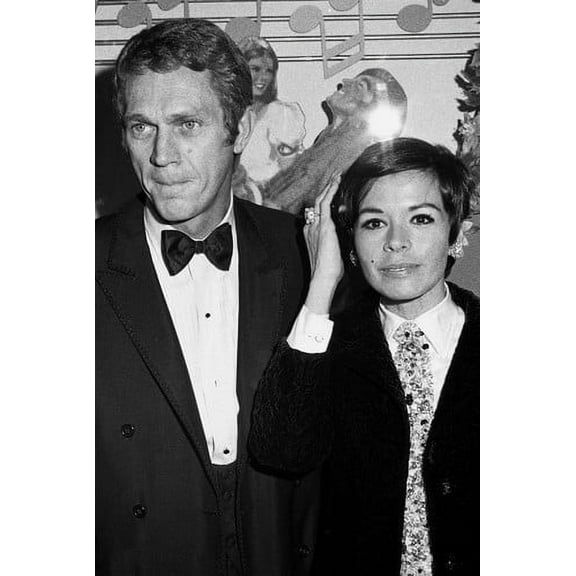 Steve McQueen candid at event with Neile Adams 11x17 Poster