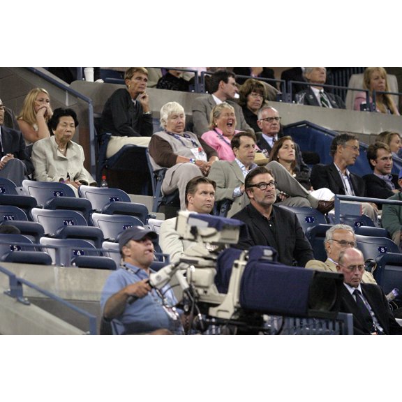 Steven Baldwin, Alec Baldwin Inside For U.S. Open Tennis Tournament, Arthur Ashe Stadium, Flushing, Ny, September 06, 2005. Photo By Rob RichEverett Collection Celebrity (20 x 16)