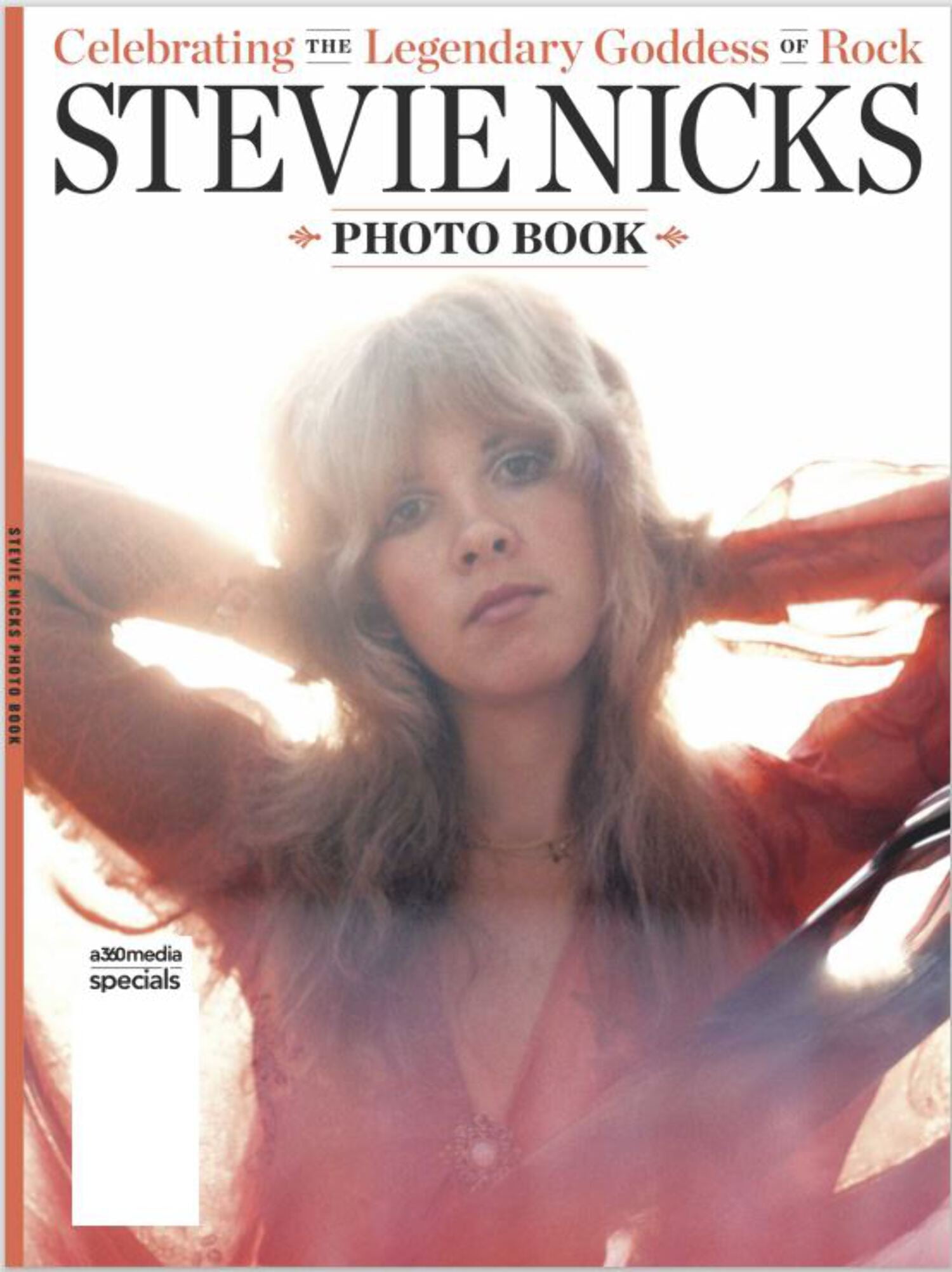 Stevie Nicks - Celebrating The Legendary Goddess of Rock Photo Book