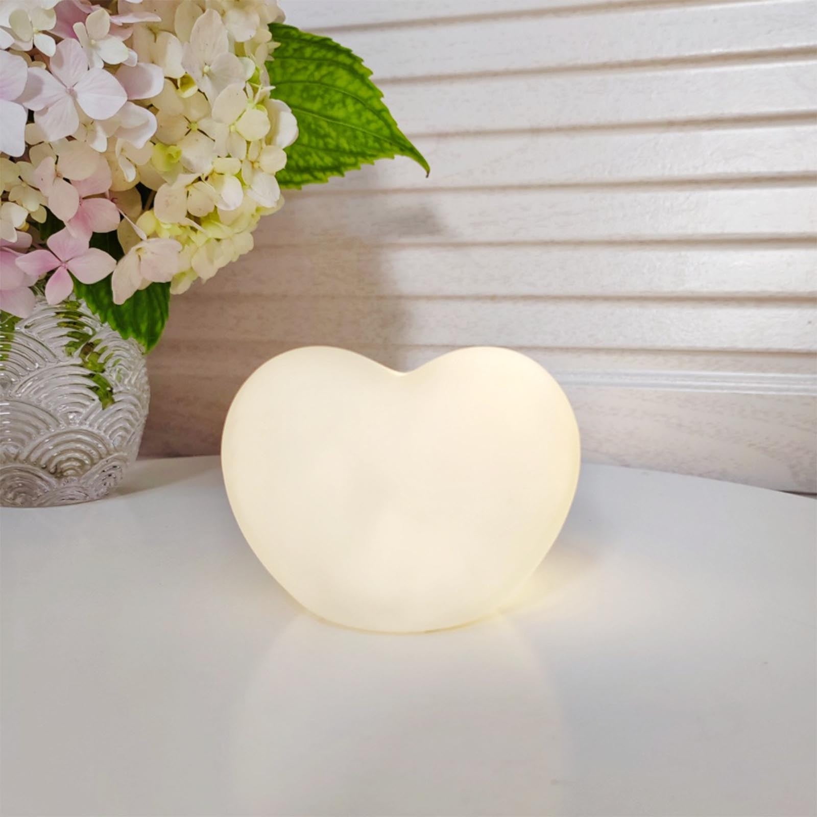 Stijggn Ba*by Night Light Christmas Decorations Heart Shaped Night Light, Cute Lamp, USB Rechargeable Bedside Lamp Gift for Christmas Valentine's Day Anniversary Wedding