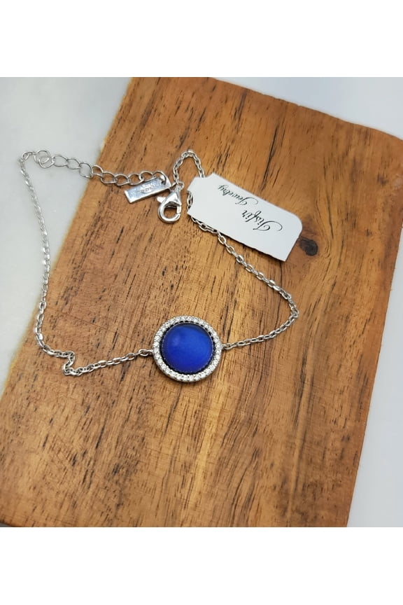 Stimulated Alexendrite cabouchon bracelet