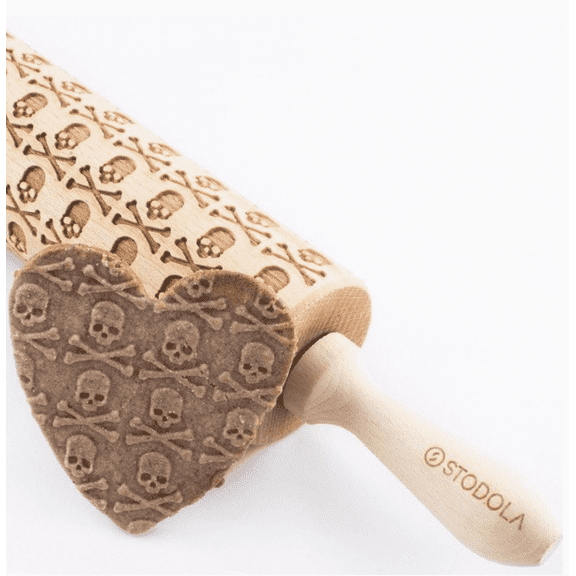 Stodola Engraved Large Rolling Pin with SKULLS Pattern