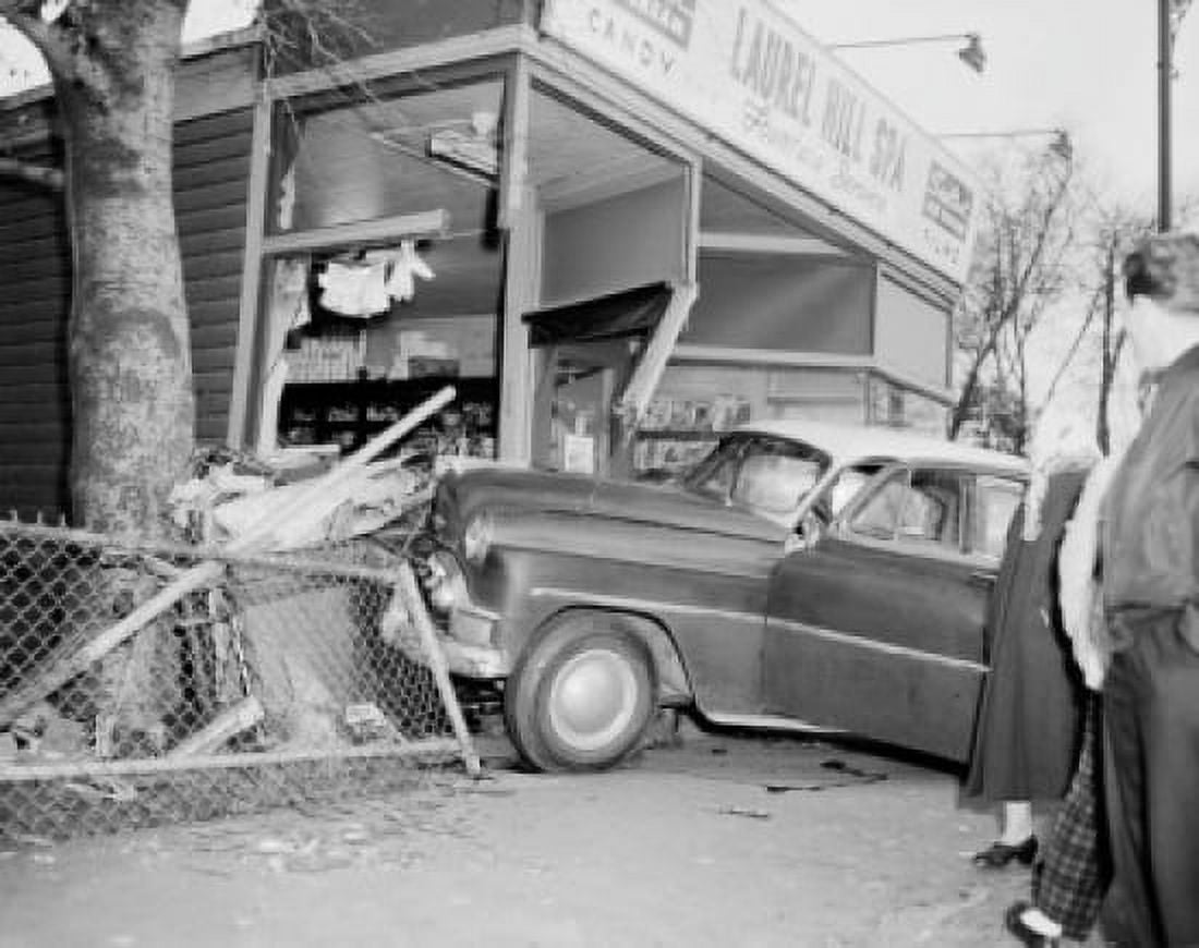 Stolen car crashed into shop Canvas Art - (18 x 24)