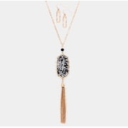 Stone Clutch Necklace Set