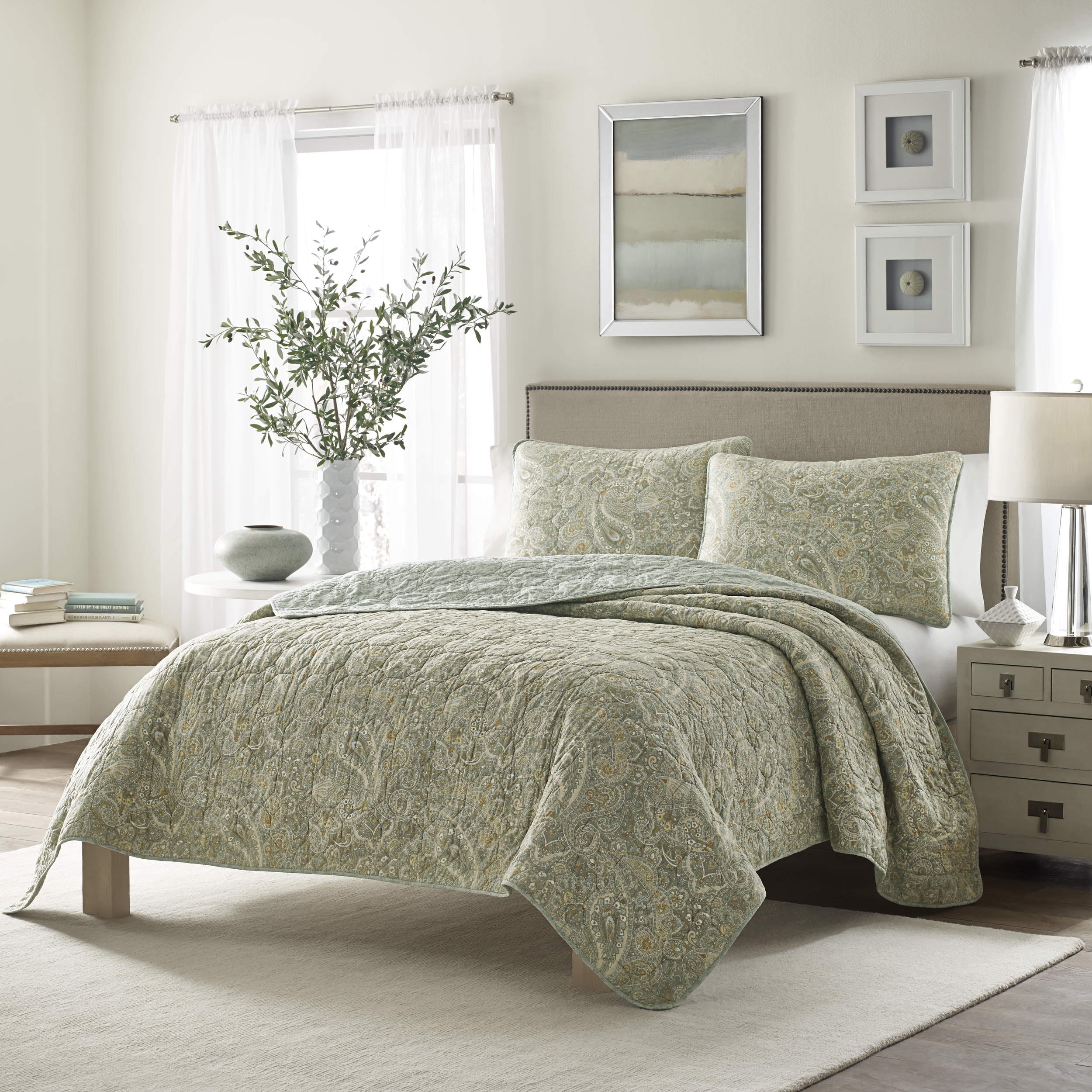 Emilia Sage Green Cotton Reversible Full Quilt Set