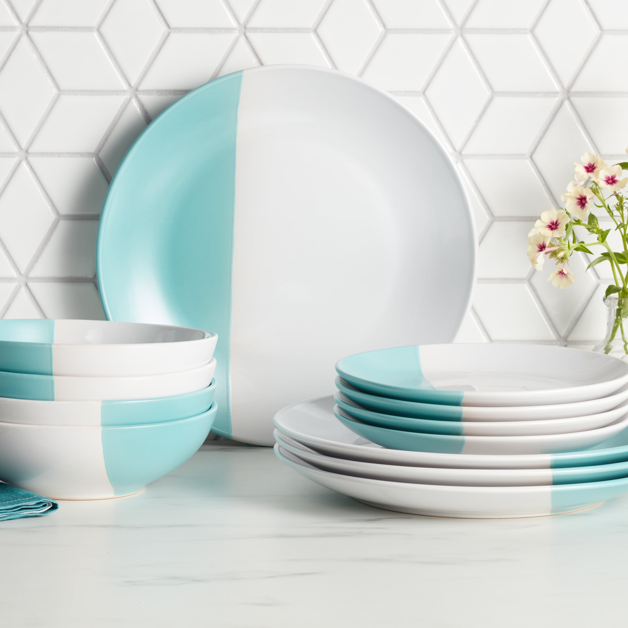 Free Shipping! Stone Lain Lizzy 12-Piece Round Dinnerware Set Teal