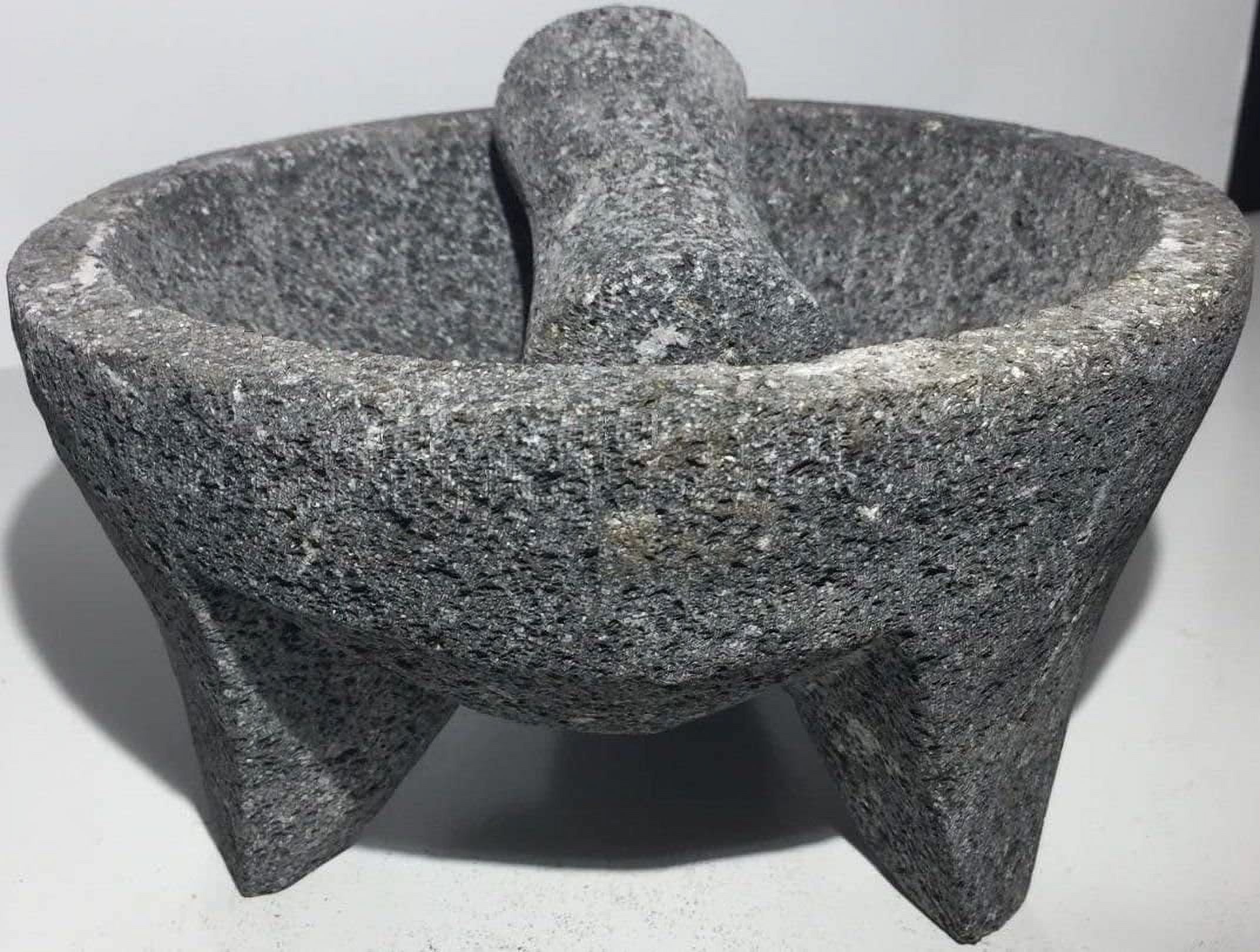 Handmade Gray Volcanic Stone Molcajete with Pestle, 7-Inch