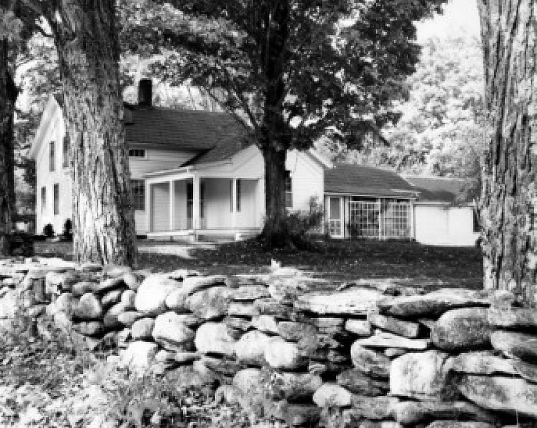 Stone wall near a house Canvas Art - (18 x 24)