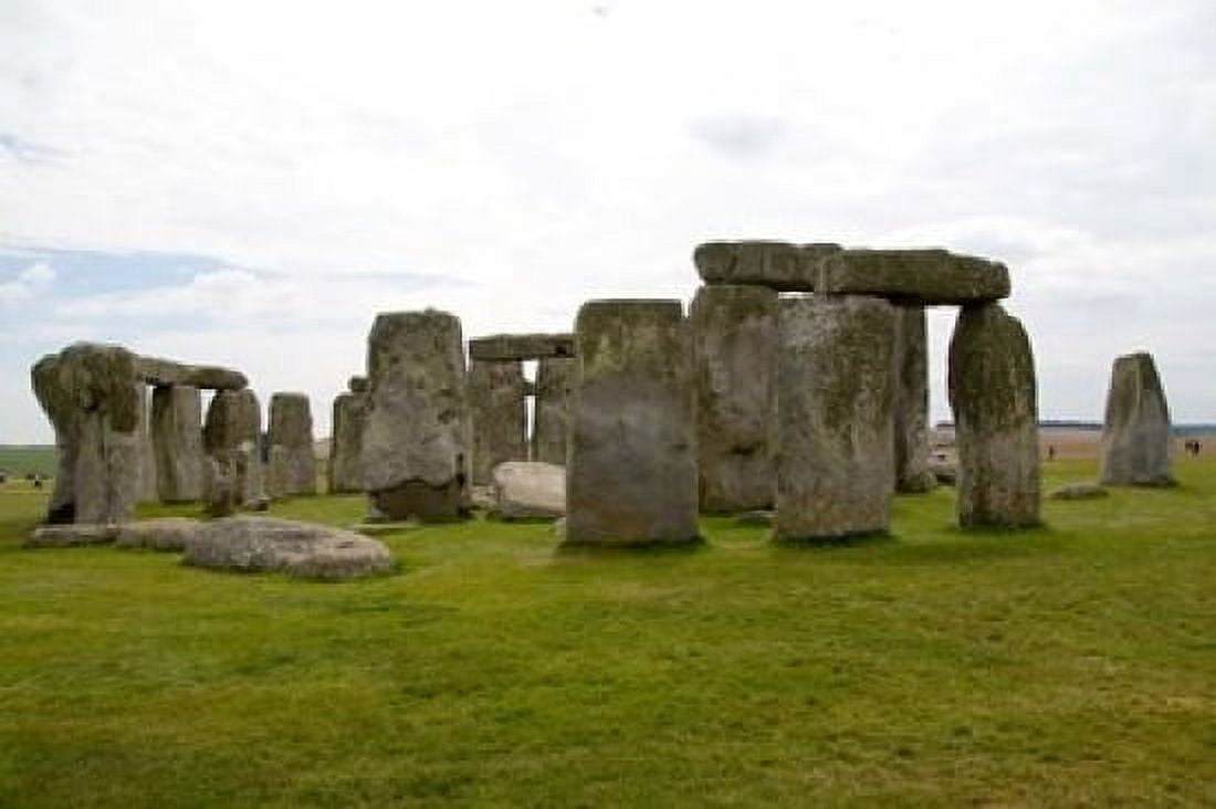 Stonehenge Monument England Canvas Art - Bill Bachmann DanitaDelimont (18 x 12)