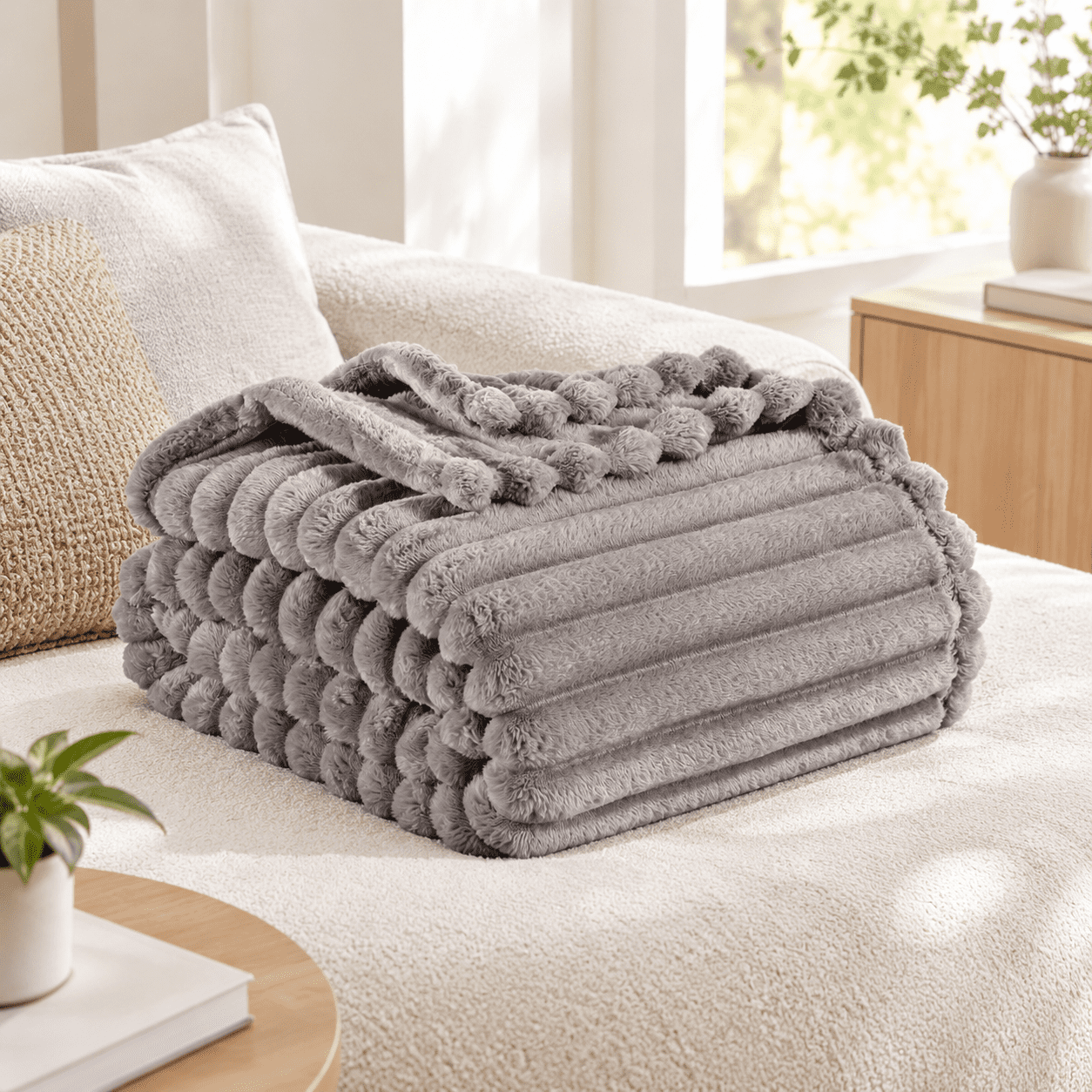 Stormy Weather Full/Queen (90 in x 90 in) Ribbed Plush Medium Weight ...