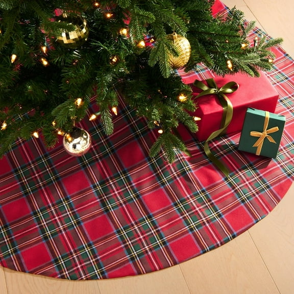 Stowe Tartan Plaid Christmas Tree Skirt