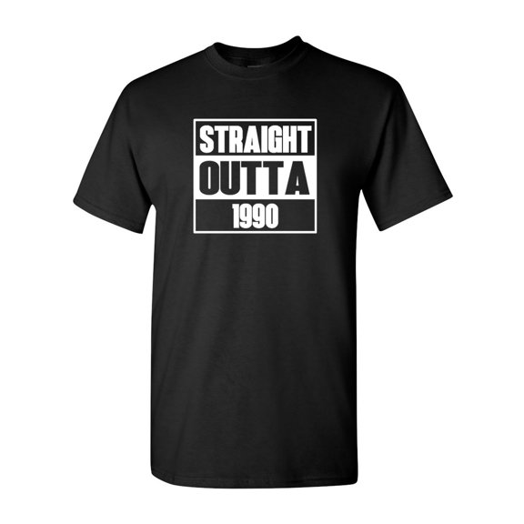 Straight Outta 1990 33rd Birthday Gift Graphic T-Shirt