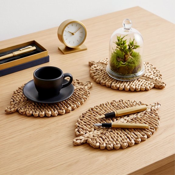 Straw Leaf Shaped Placemats Set, Hand Woven Thick Heat Resistant Mats, Home Decorative Tableware Mats For Dining Table Kitchen Fall Decor