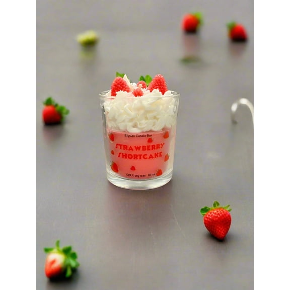 Strawberry Candle / Strawberry Cream Pie Scented Jar Candle