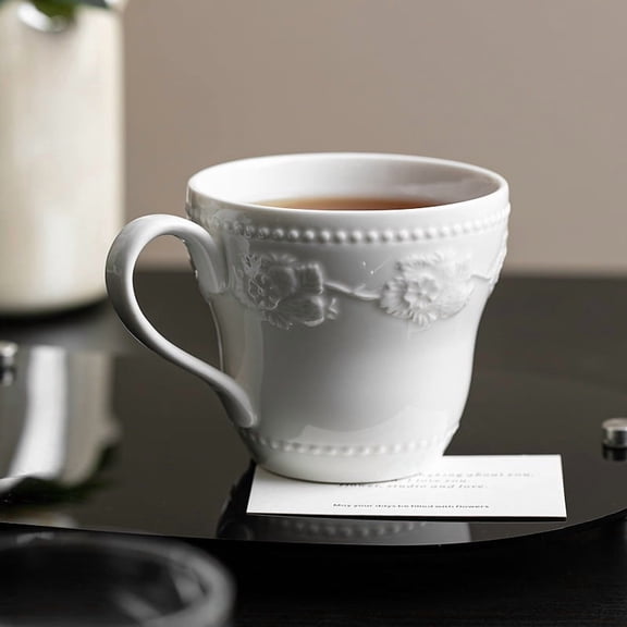 Strawberry Relief Ceramic Coffee Mug 380ml - Cute 3D Fruit Pattern Tea Cup for Women, Microwave & Dishwasher Safe Drinkware for Coffee Lovers