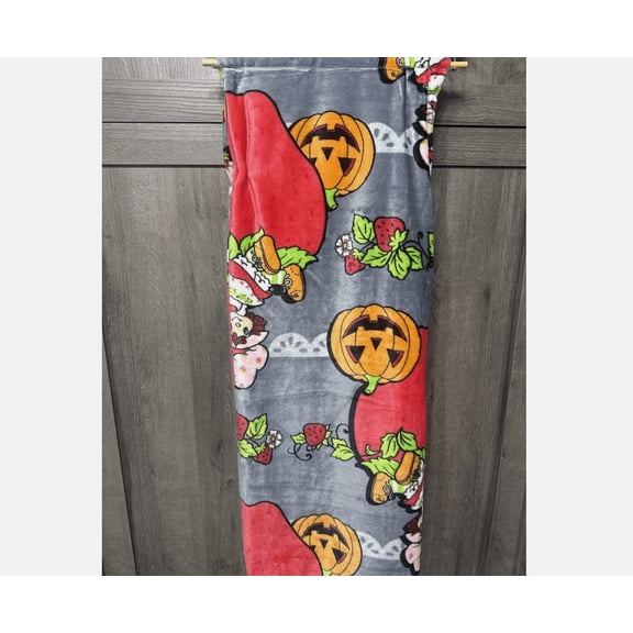 Strawberry Shortcake Halloween Plush Throw Blanket