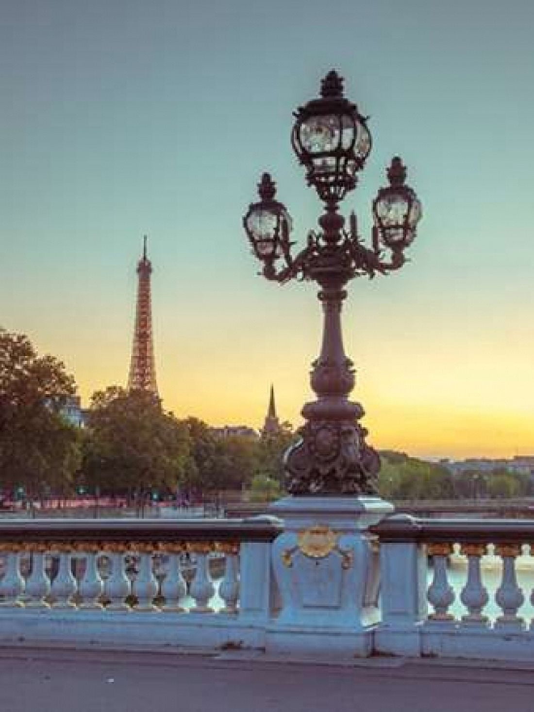 Street light on a bridge with Eiffel Tower in bakcground Paris France Canvas Art - Assaf Frank (18 x 24)