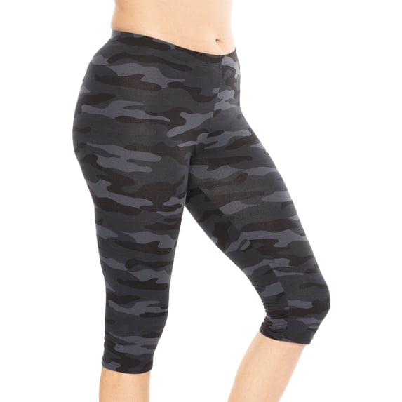 Stretch Is Comfort Women's Oh so Soft Knee Length Leggings Black Camo 4X