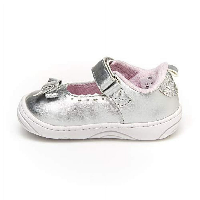 Stride Rite 360 Girl s Erica Dual Width Insole Shoe Silver 4 M US Big Kid