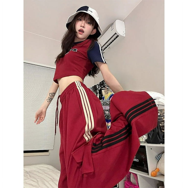 Street Style Red Jogger Pants Outfit Korean Jogger Pants Outfit
