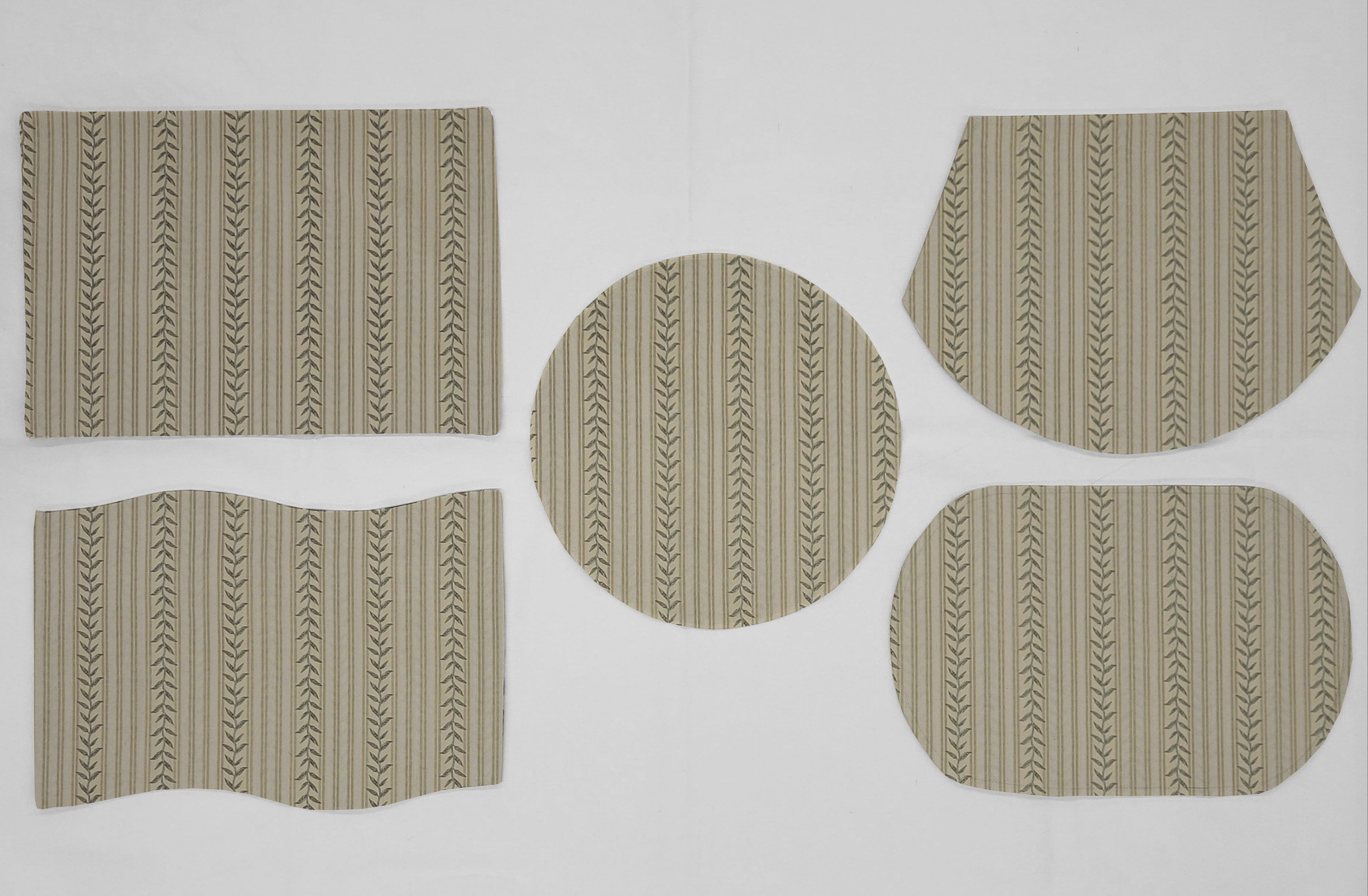 Striped Vines Placemats by Penny's Needful Things (Wave - Set of 2) (Yellow)