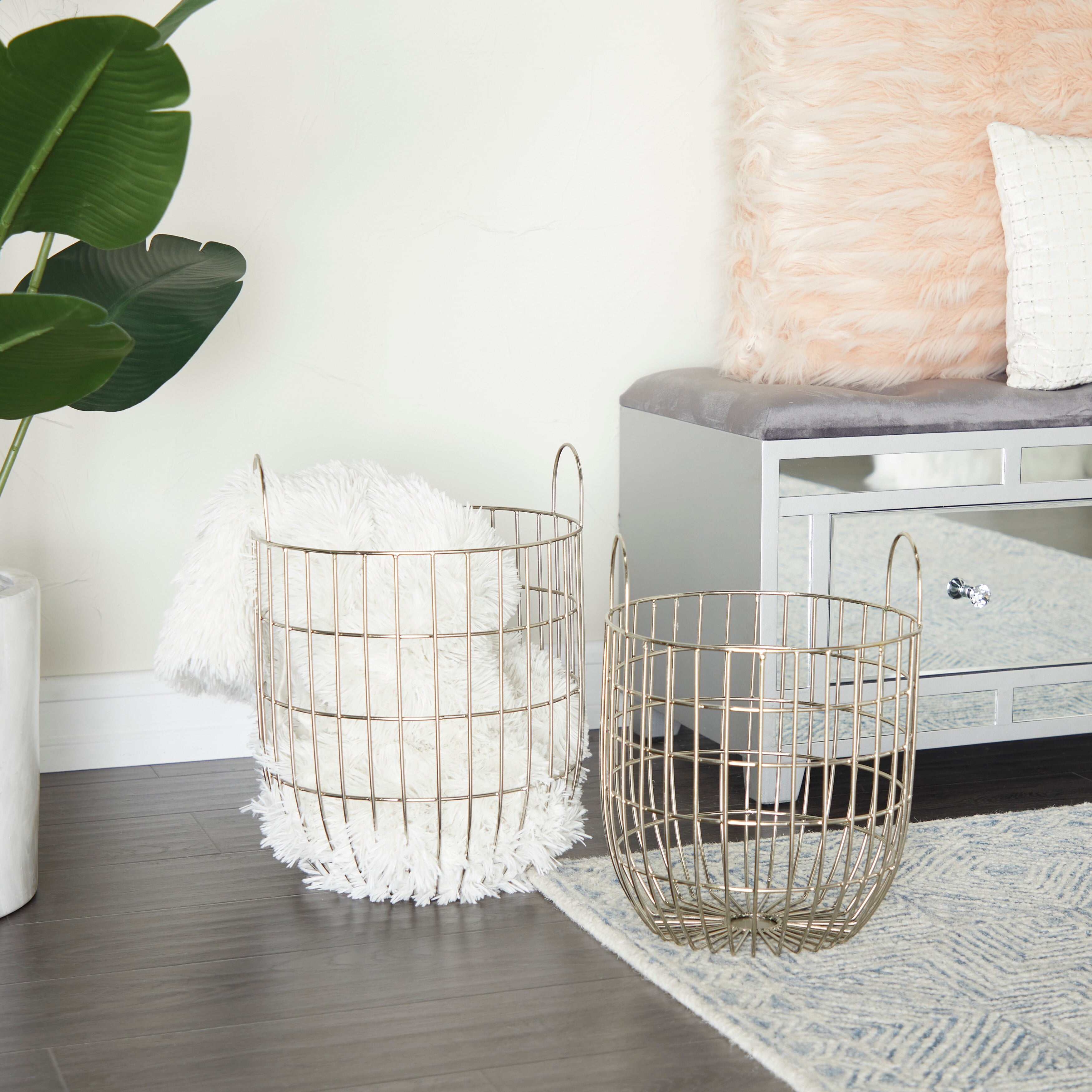 Wire basket for blankets new arrivals