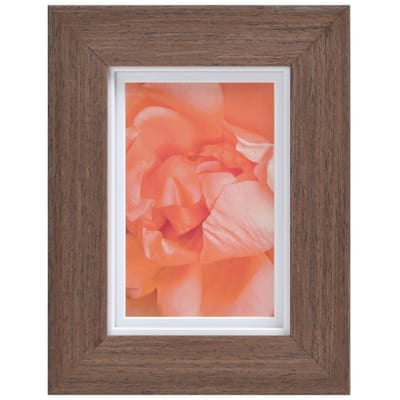 Studio Decor Gallery Medium Brown Frame with Mat – Classic Wall Photo Frame - White Mat - Warm Woodgrain Finish - 5" x 7" / 4" x 6" Display - 1 Pack