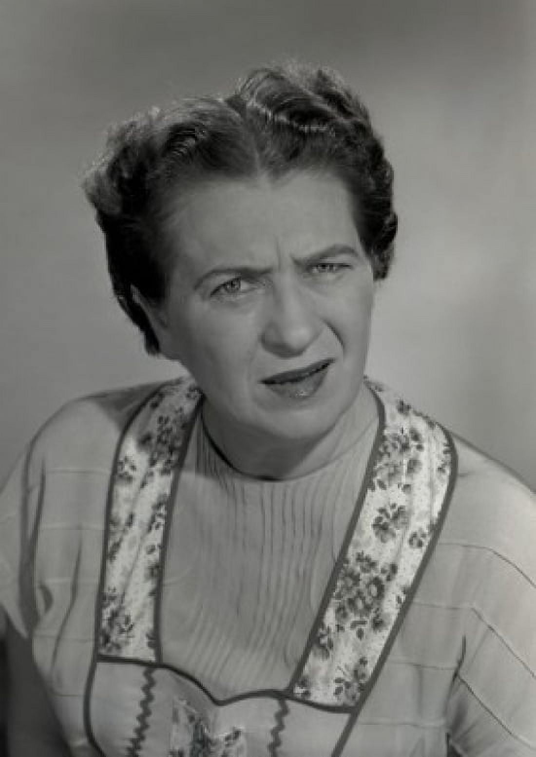 Studio portrait of angry woman grimacing Canvas Art - (18 x 24)